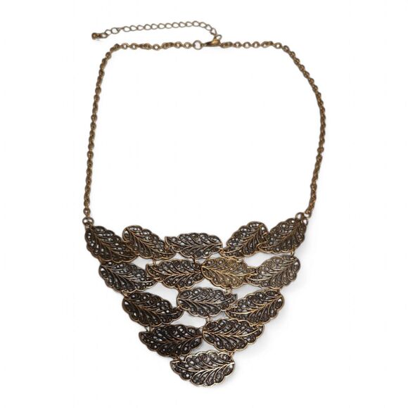 Vintage Gold-Tone Leaf Necklace – Bib Statement, Art Nouveau, Boho Style - Picture 4 of 5